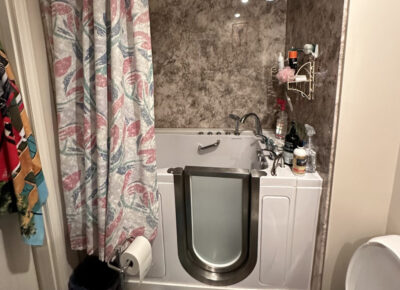 Walk-In Bathtub & Shower Combo Installation In Chesnee, SC